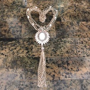 Ann Taylor white & light pink glass pendant